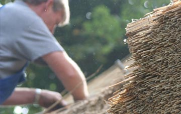 professional Rutland thatchers